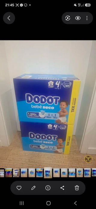 2 Caixas de Fraldas Dodot Bebé Seco Tamanho 4