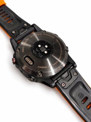 Garmin Fénix 5 piezas.