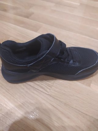 Zapatillas Skechers niño talla 33 negras