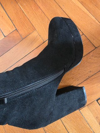 Botines negros de ante con tacón y plataforma Tall