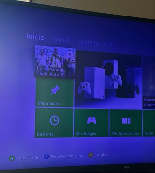 Xbox 360 E Negra 500g más 4 juegos