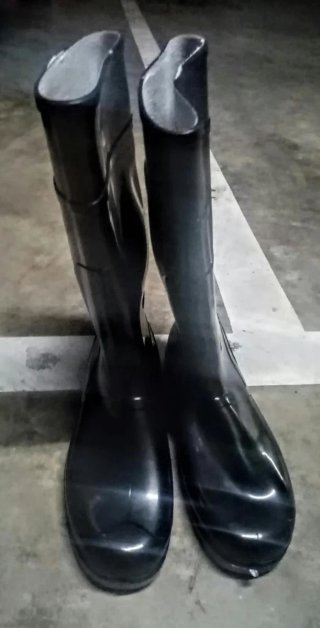 Botas de agua negras