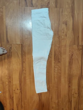 Pantalones vaqueros largos blancos Zara Talla 38