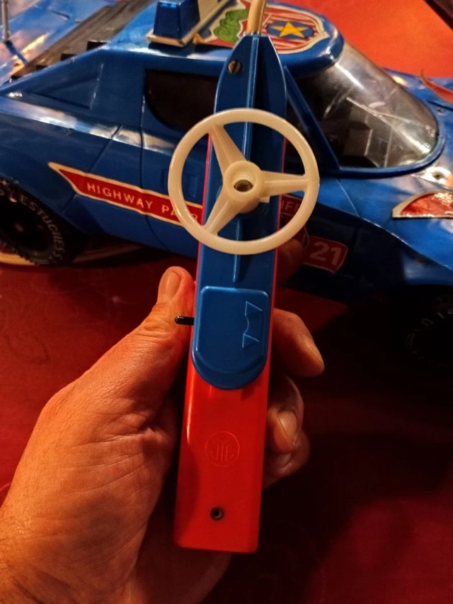 Coche Teledirigido Lancia Sheriff Jyesa