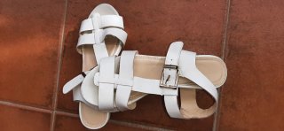 Sandalias cuña blancas MARYPAZ