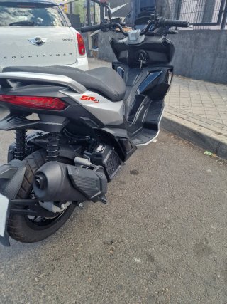 Aprilia SR GT 200 Maxi Scooter