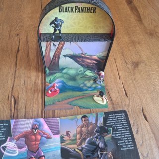 Black Panther Marvel Libro con 4 Action figure