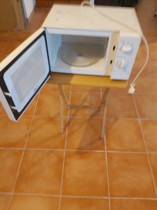 Horno Microondas Blanco