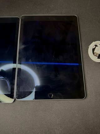 Confezione da 2 iPad Air 2 da 128 GB | Batteria 98% e 99%