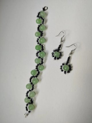 Conjunto de Pulsera y Pendientes