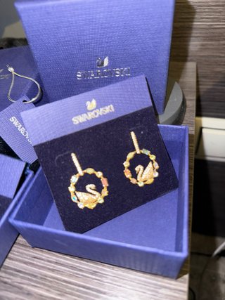 Pendientes Swarovski Cisne Dorado Multicolor