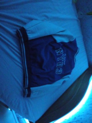 Chaqueta de béisbol azul y blanca