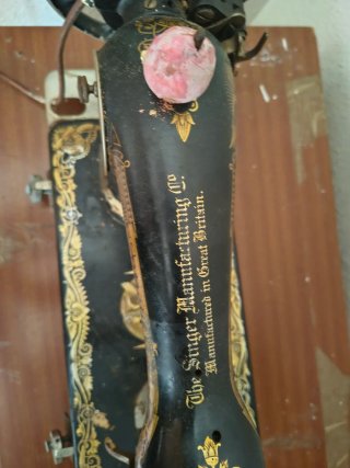 Máquina de Coser Singer Antigua