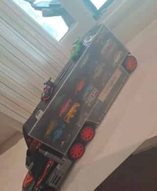 Camión Porta Coches de Juguete
