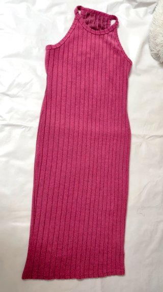 Vestido largo rosa de canalé