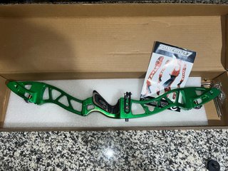 Kinetic Sovren 27” ILF RH + Rest Spigarelli