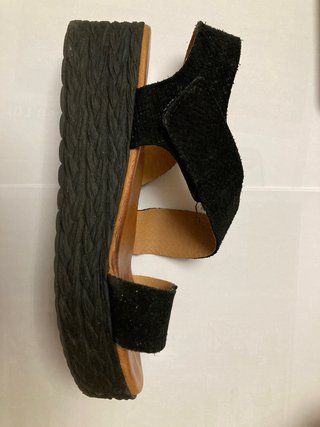 Sandalias Negras con Plataforma