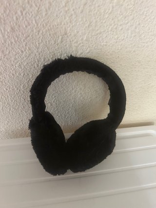 Orejeras de Invierno Negras