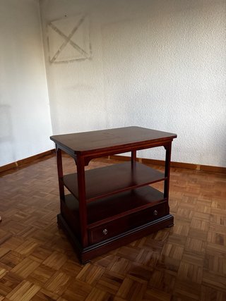 Mueble TV o Mesa Auxiliar de Madera