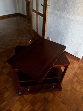Mueble TV o Mesa Auxiliar de Madera