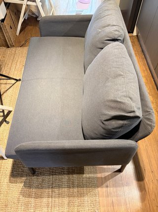 Sofá 2 plazas Ikea Glostad gris oscuro