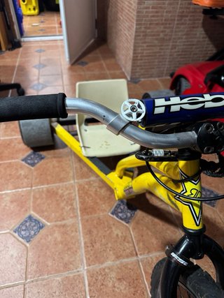 Drift Trike Amarillo y Negro
