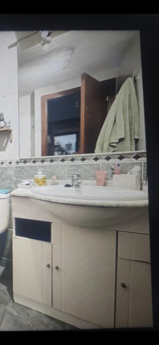 Mueble de baño con lavabo
