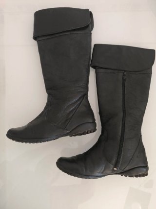 Botas Pele Genuína Preta Fabrico Português 36