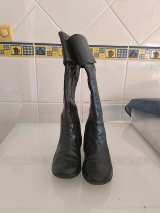 Botas Pele Genuína Preta Fabrico Português 36