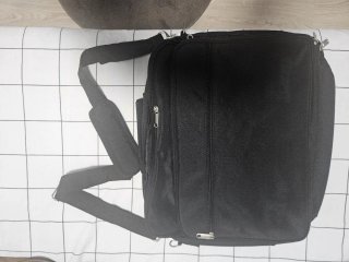 Maletín Negro con Correa