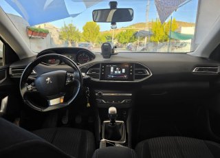 Peugeot 308 2017