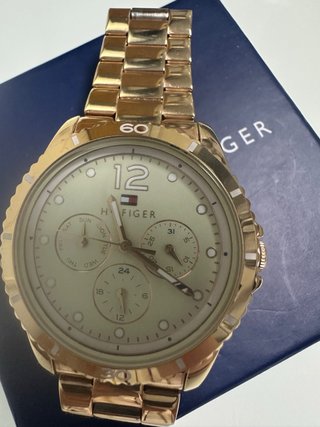 Reloj Tommy Hilfiger Dorado