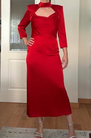 Vestido de fiesta midi de vicky martin berrocal