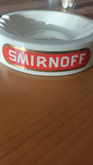 Cenicero Vintage Smirnoff