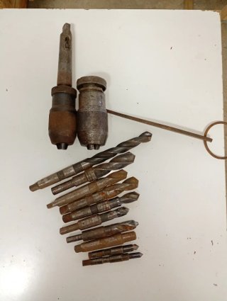 Taladro de columna antiguo
