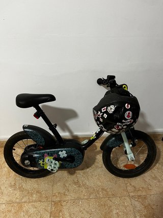 Bicicleta infantil 14”. Muy buen estado.
