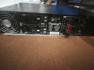 Pack Akiyama AMP850 + 3 Altavoces Wundertone