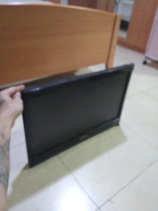 Pantalla Toshiba 24 sin pie