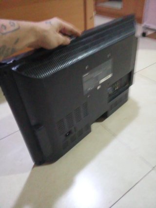 Pantalla Toshiba 24 sin pie