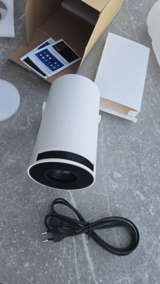 Proyector Portátil Full HD 1080p Blanco