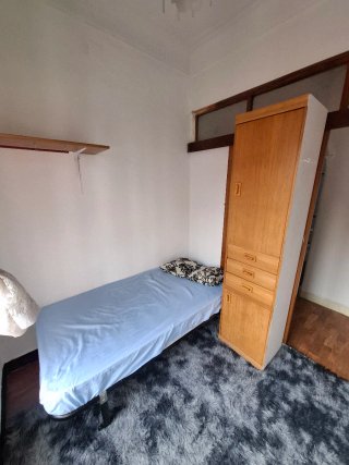 ALQUILO HABITACION  DISPONIBLE 370€ mes.