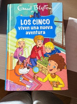 Libro los cinco viven una nueva aventura