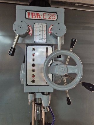 TALADRO DE COLUMNA