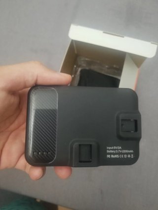 Foco de luz LED portátil con batería