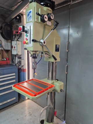 TALADRO DE COLUMNA