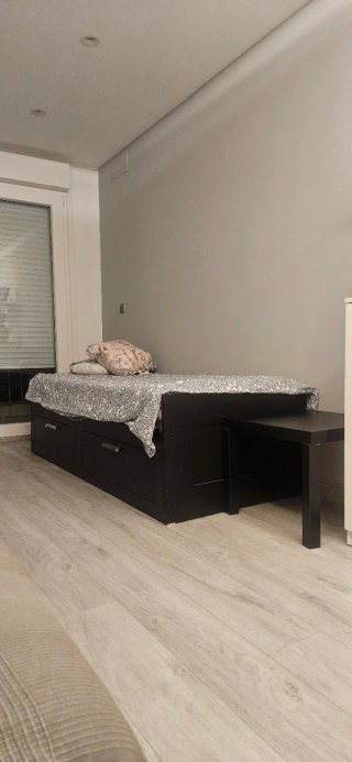 Diván IKEA BRIMNES Negro con Cajones