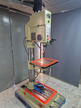 TALADRO DE COLUMNA