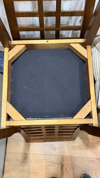 Urge venta. Set de 3 Sillas de Comedor de Madera