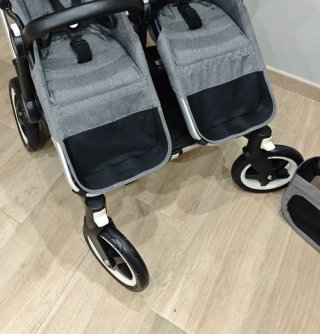 Bugaboo Donkey 2  COMO NUEVO en Gris Melange