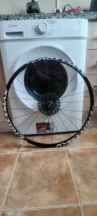 Rueda trasera Mavic Crossmax 29" + Casete (MTB)